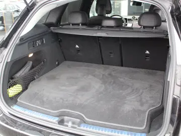 MERCEDES-BENZ GLC 300 e 4M AMG  AHK 360 KAMERA