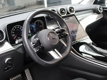 MERCEDES-BENZ GLC 300 e 4M AMG  AHK 360 KAMERA