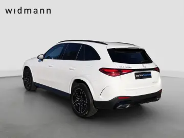 MERCEDES-BENZ GLC 300 e 4M AMG AHK Burmester LED SHZ