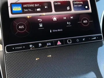 MERCEDES-BENZ GLC 300 e 4M AMG AHK Burmester LED SHZ