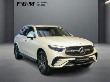 MERCEDES-BENZ GLC 300 e 4M AMG Line DigiLight KeyGo 360