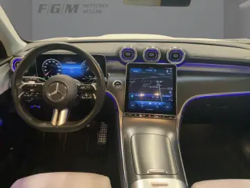MERCEDES-BENZ GLC 300 e 4M AMG Line DigiLight KeyGo 360