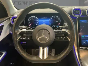 MERCEDES-BENZ GLC 300 e 4M AMG Line DigiLight KeyGo 360