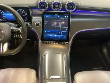 MERCEDES-BENZ GLC 300 e 4M AMG Line DigiLight KeyGo 360