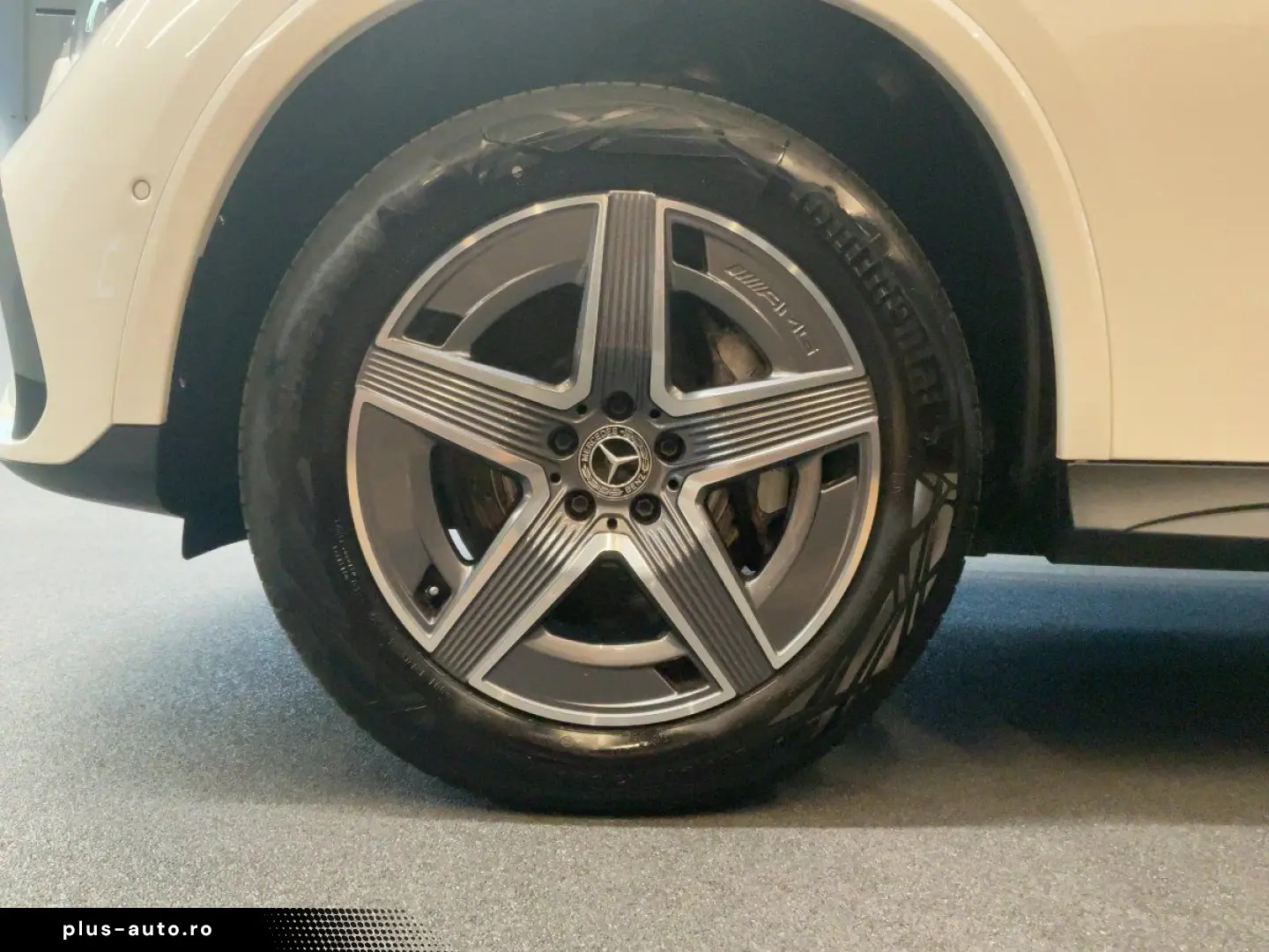 MERCEDES-BENZ GLC 300 e 4M AMG Line DigiLight KeyGo 360