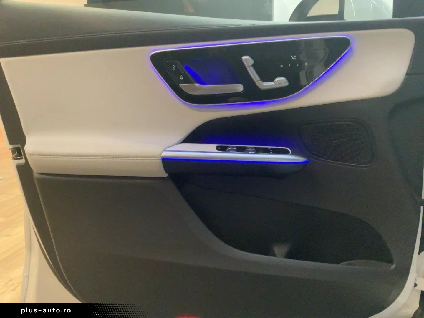 MERCEDES-BENZ GLC 300 e 4M AMG Line DigiLight KeyGo 360