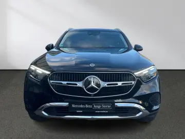 MERCEDES-BENZ GLC 300 e 4M Airmatic Distronic Pano