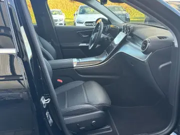 MERCEDES-BENZ GLC 300 e 4M Airmatic Distronic Pano