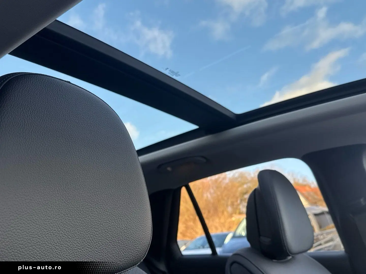 MERCEDES-BENZ GLC 300 e 4M Airmatic Distronic Pano