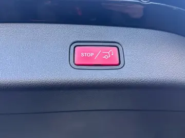 MERCEDES-BENZ GLC 300 e 4M Airmatic Distronic Pano