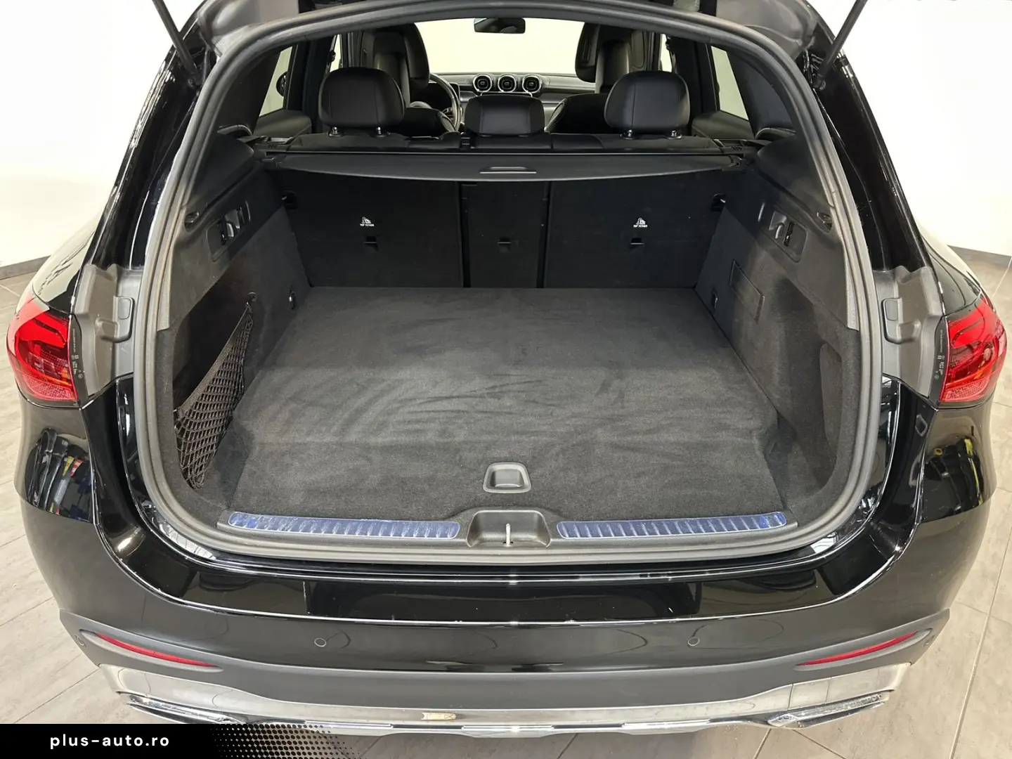 MERCEDES-BENZ GLC 400e 4M AMG-Line Advanced  LED AHK ACC