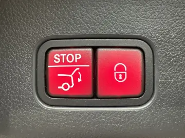 MERCEDES-BENZ GLC 400e 4M AMG-Line Advanced  LED AHK ACC