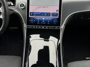 MERCEDES-BENZ GLC 400e 4M AMG-Line Advanced  LED AHK ACC