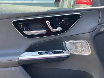 MERCEDES-BENZ GLC 300 e 4M  AIRM PANO BURME 360