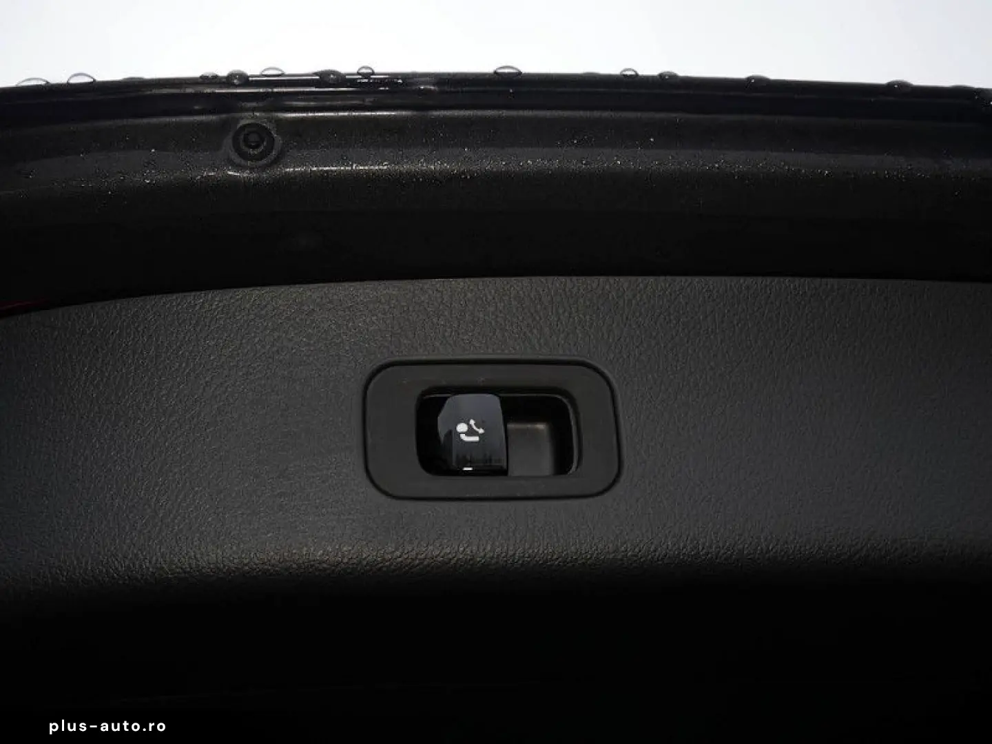 MERCEDES-BENZ GLC 400e 4M AMG BURM NIGHT MEMO 360 DISTR