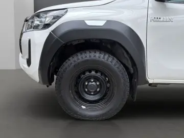TOYOTA Hilux 2.4 D-4D Double Cab Duty 4x4 KLIMA AHK