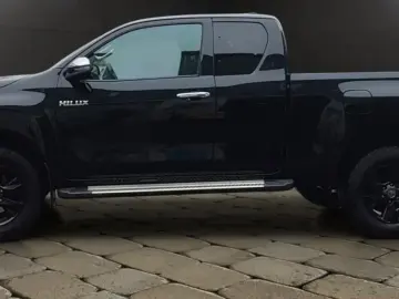 TOYOTA Hilux Extra Cab Comfort 4x4 2 8 Rückfahrkamera S