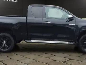 TOYOTA Hilux Extra Cab Comfort 4x4 2 8 Rückfahrkamera S