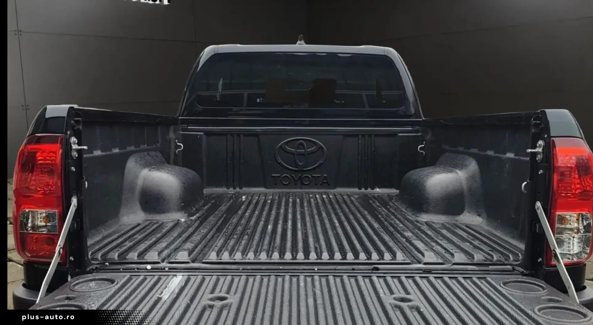 TOYOTA Hilux Extra Cab Comfort 4x4 2 8 Rückfahrkamera S