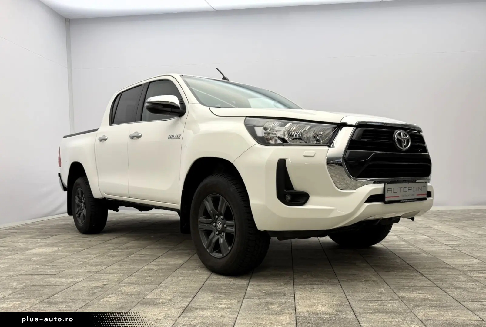 TOYOTA Hilux 2.8 D-4D 4x4  RFK SHZ AHK