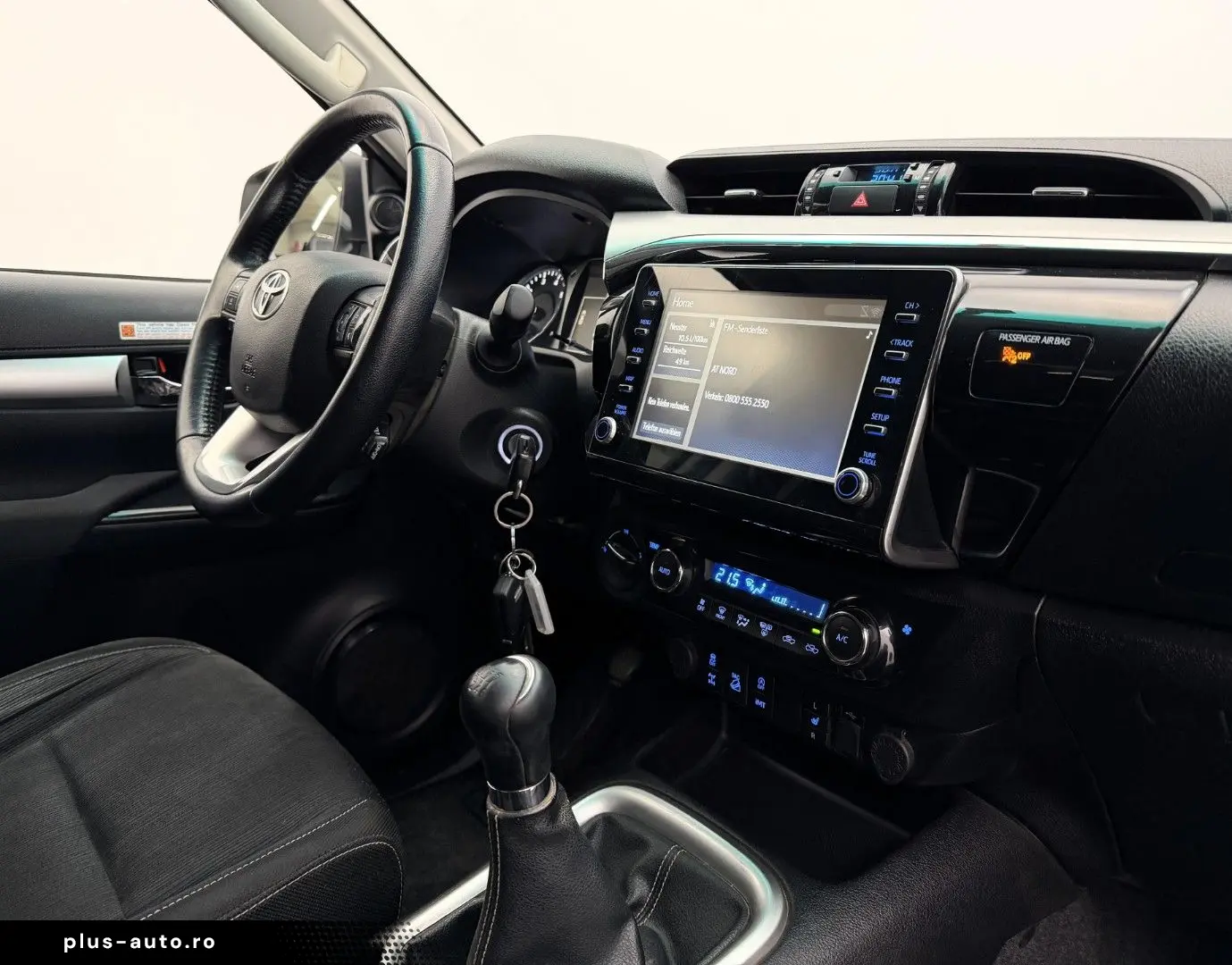 TOYOTA Hilux 2.8 D-4D 4x4  RFK SHZ AHK