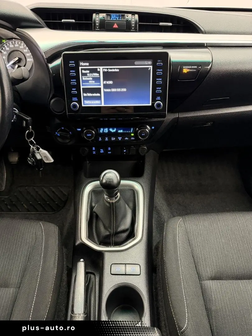 TOYOTA Hilux 2.8 D-4D 4x4  RFK SHZ AHK