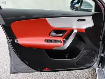 Mercedes-Benz A 220 4M AMG Sport Advanced