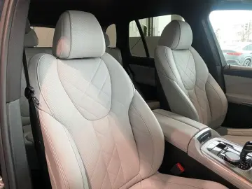 BMW X5 30d M-Sport Shadow SurrView DrivingA. LED 22