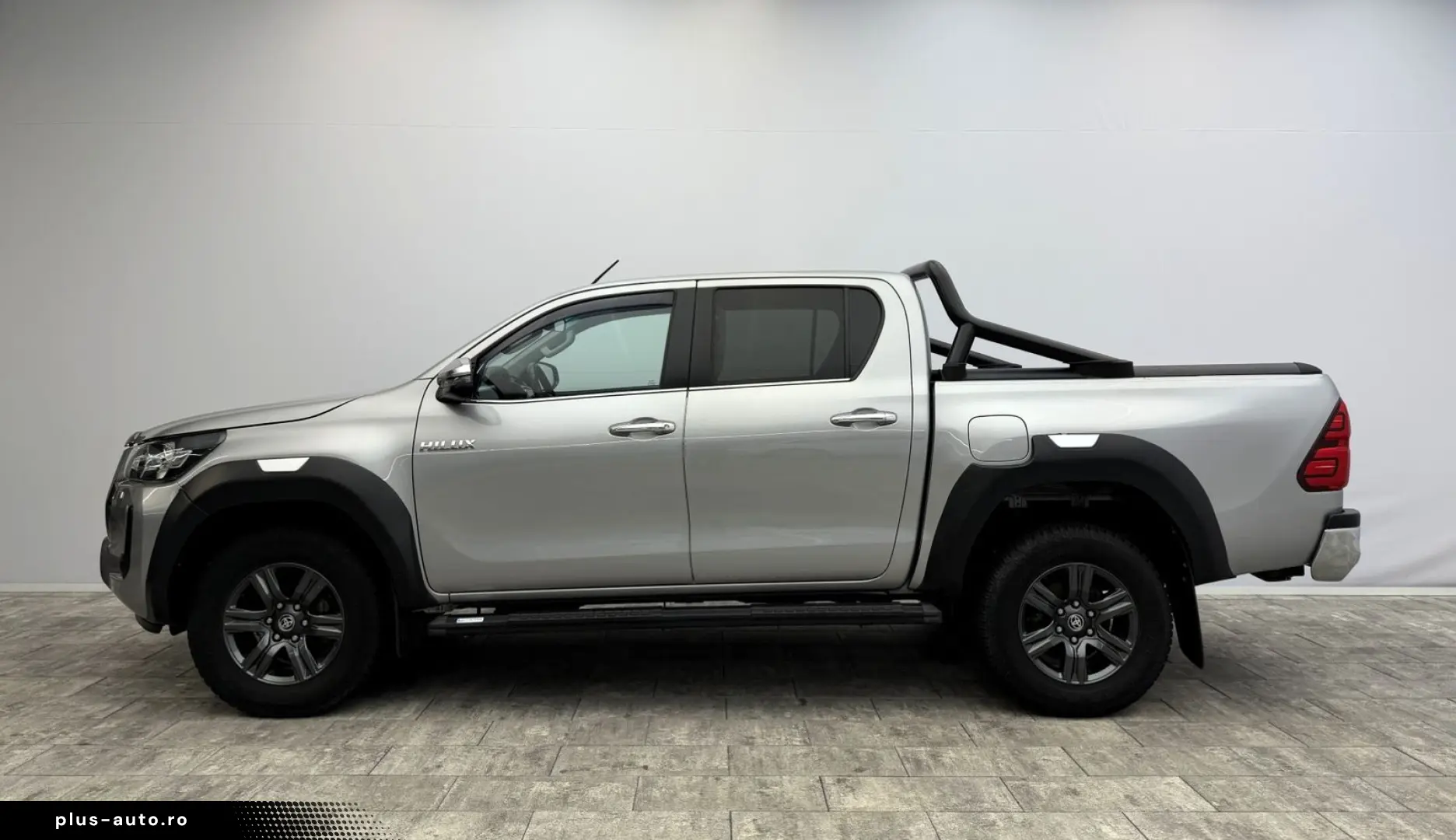 TOYOTA Hilux 2.8 D4-D  Rollo AHK SHZ RFK