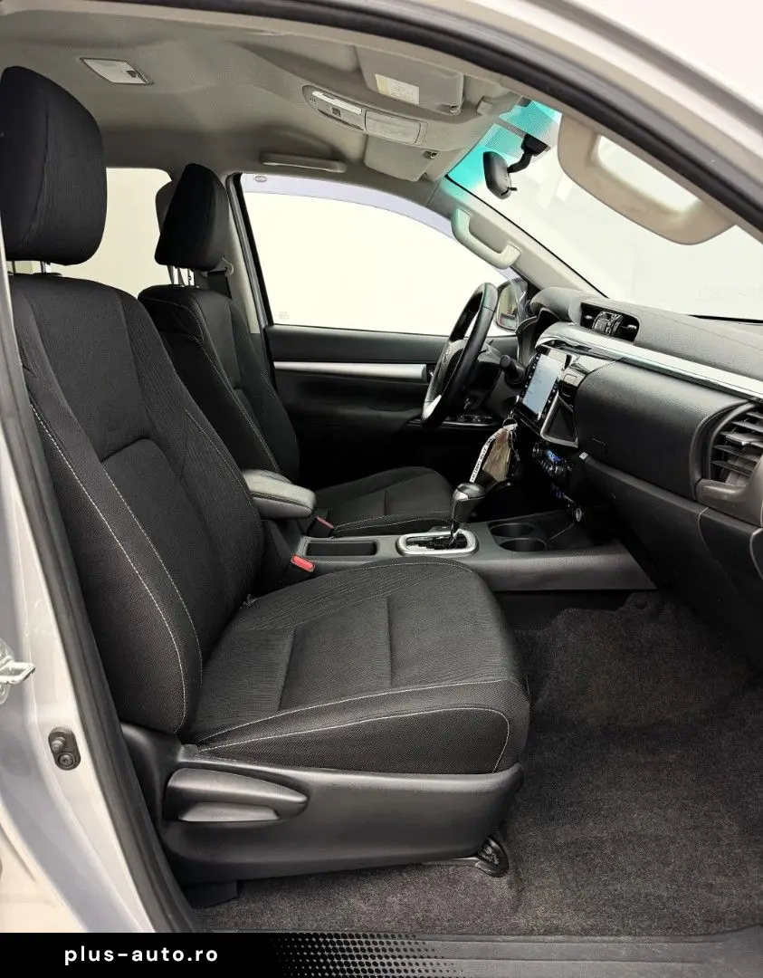 TOYOTA Hilux 2.8 D4-D  Rollo AHK SHZ RFK