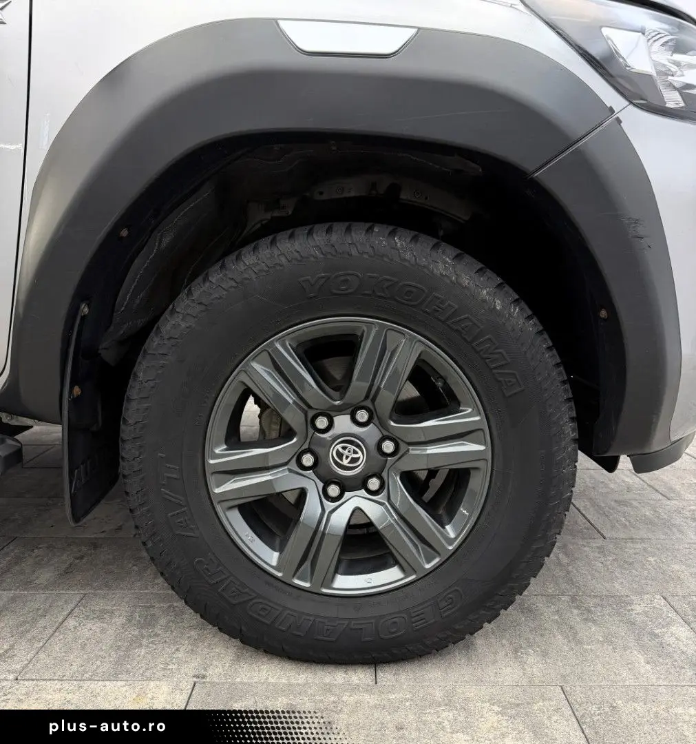 TOYOTA Hilux 2.8 D4-D  Rollo AHK SHZ RFK