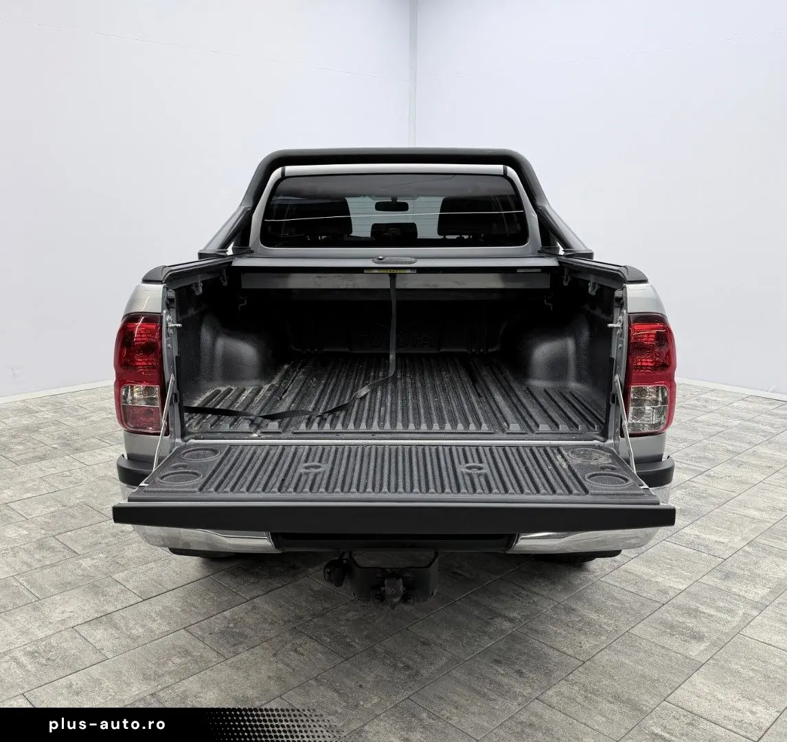 TOYOTA Hilux 2.8 D4-D  Rollo AHK SHZ RFK