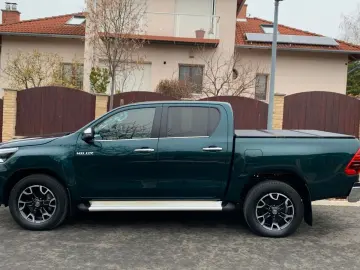 TOYOTA Hilux 2.8 D-4D 4X4 DOUBLE EXECUTIVE