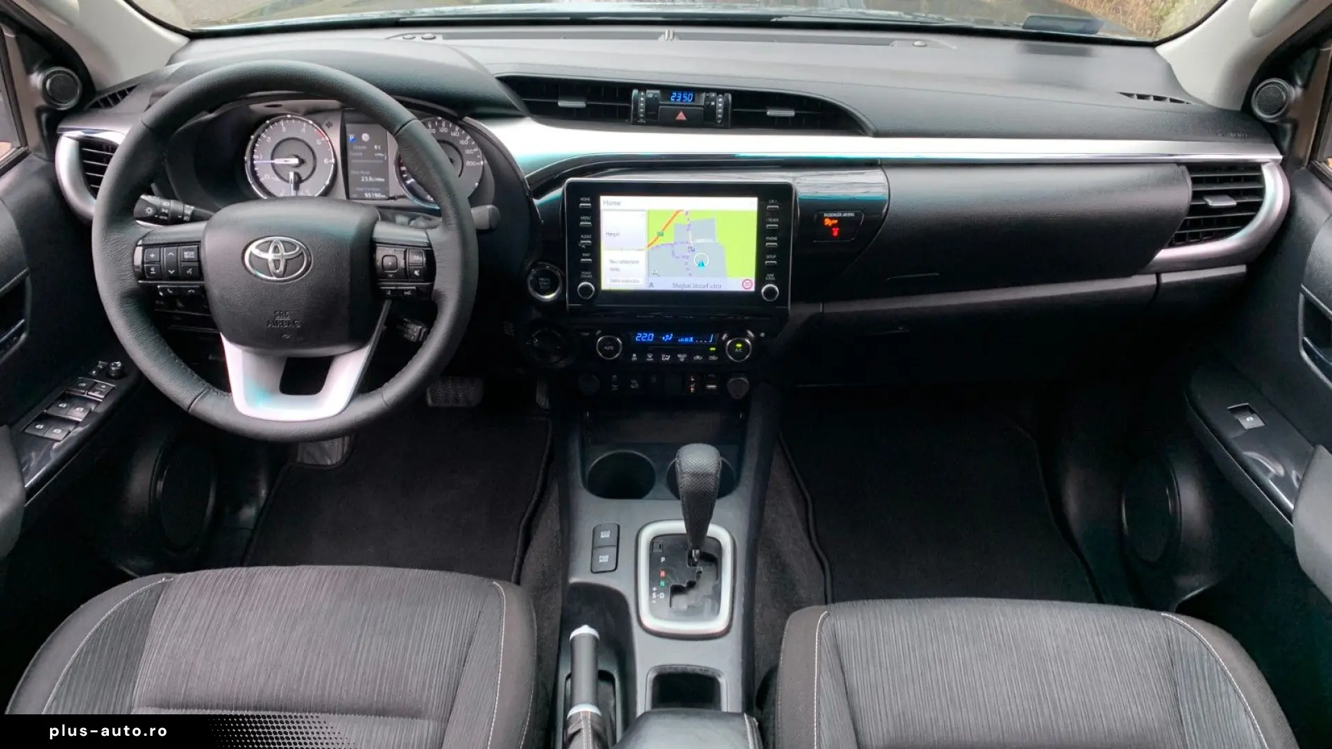 TOYOTA Hilux 2.8 D-4D 4X4 DOUBLE EXECUTIVE