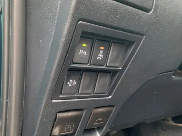 TOYOTA Hilux 2.8 D-4D 4X4 DOUBLE EXECUTIVE