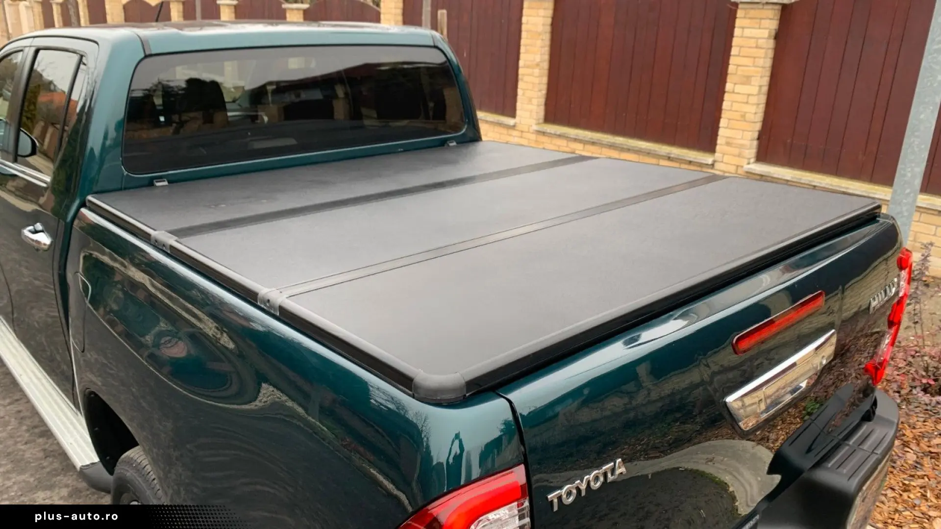 TOYOTA Hilux 2.8 D-4D 4X4 DOUBLE EXECUTIVE