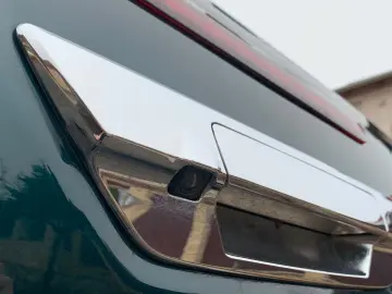 TOYOTA Hilux 2.8 D-4D 4X4 DOUBLE EXECUTIVE