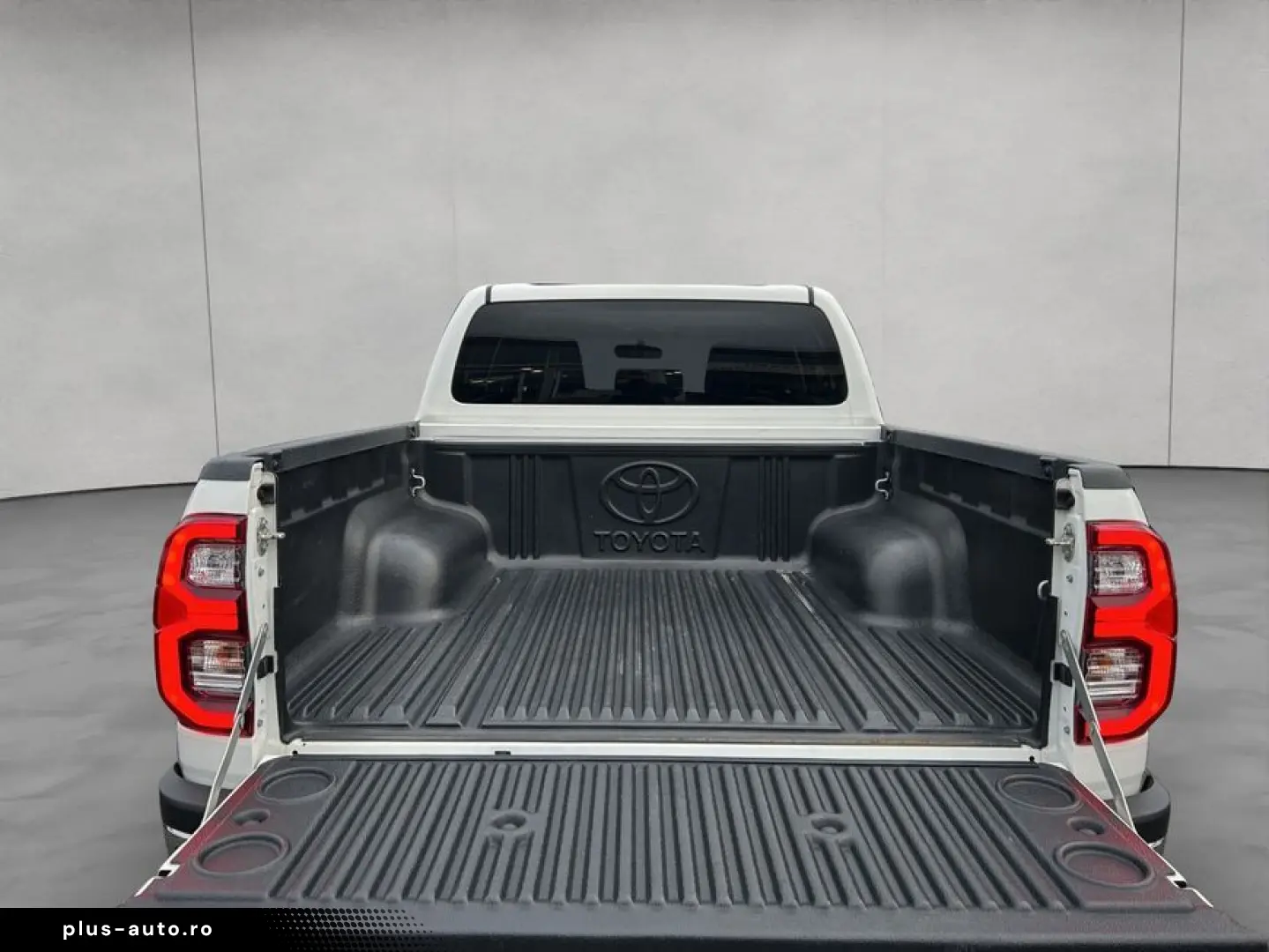 TOYOTA HiLux 2.8 4x4 Double Cab Autm. Executive