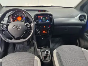 TOYOTA AYGO X 1.0 VVT-i Dynamic