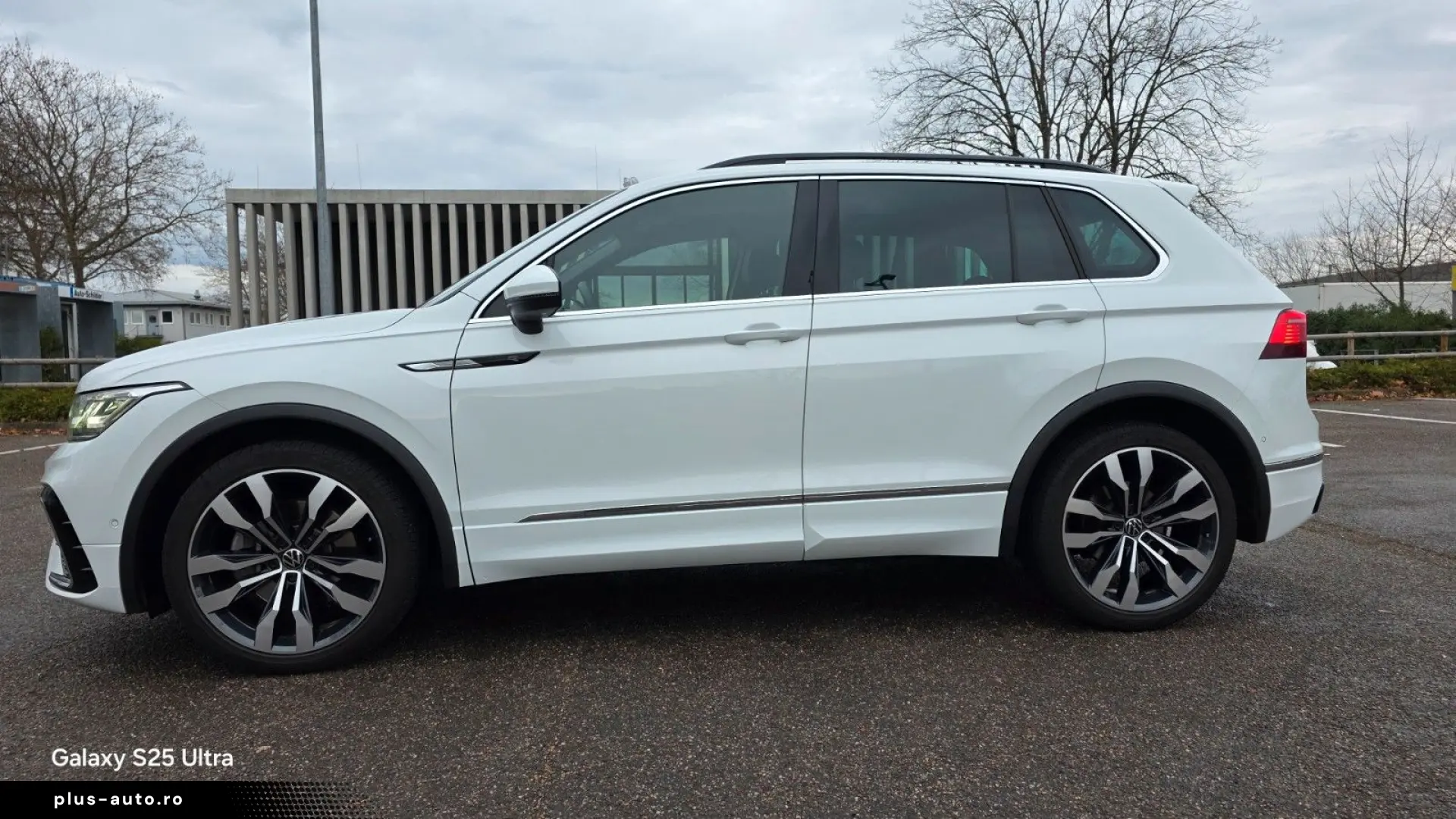 VW Tiguan R-Line 4Motion
