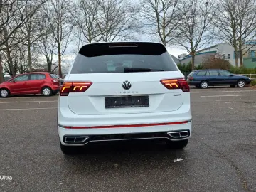 VW Tiguan R-Line 4Motion