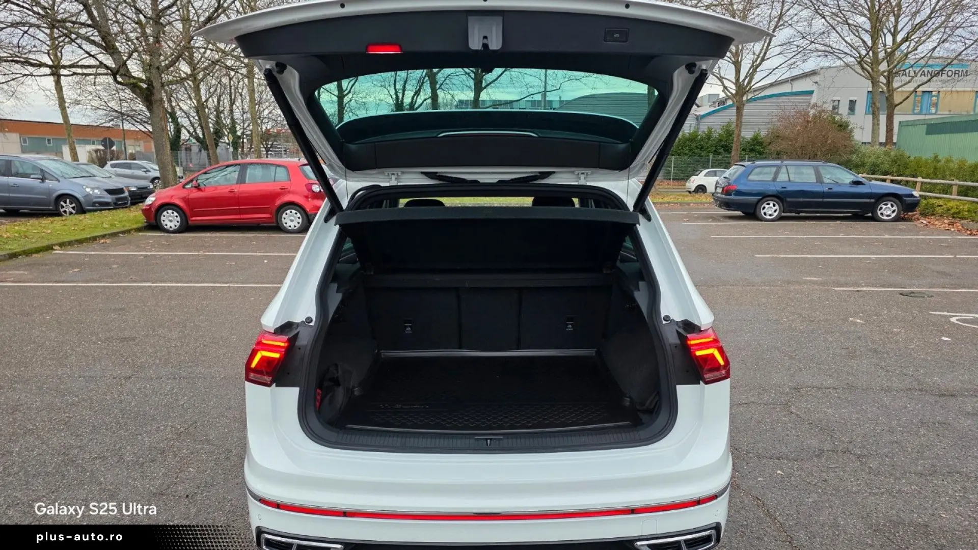 VW Tiguan R-Line 4Motion