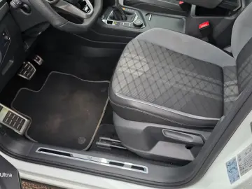 VW Tiguan R-Line 4Motion