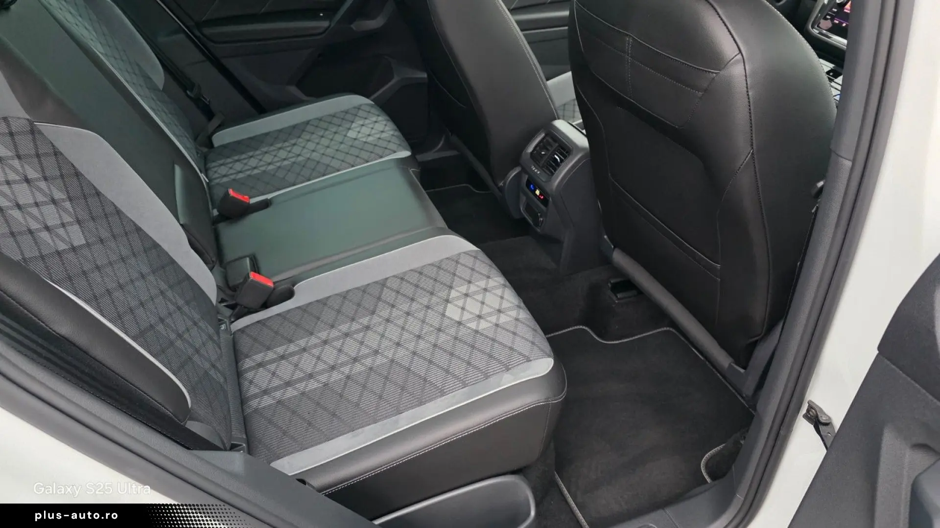 VW Tiguan R-Line 4Motion