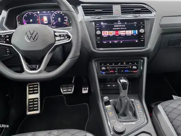 VW Tiguan R-Line 4Motion