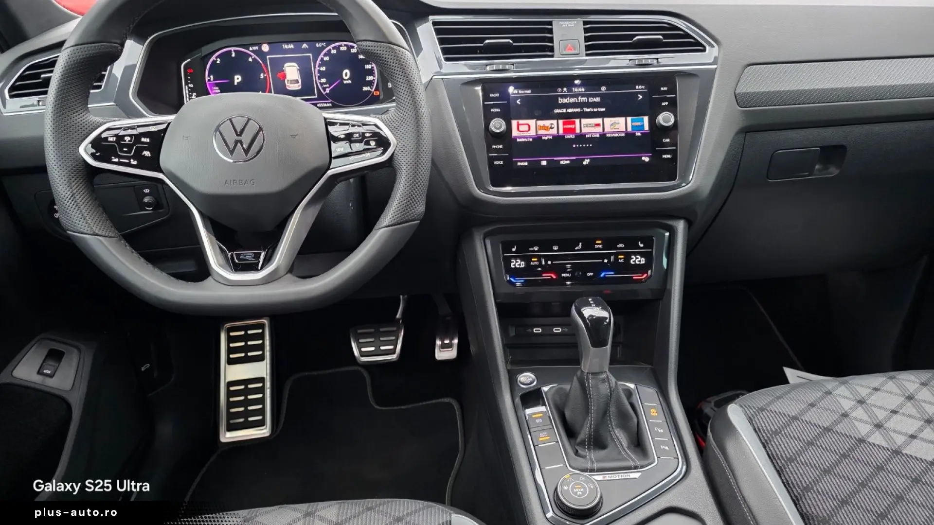 VW Tiguan R-Line 4Motion