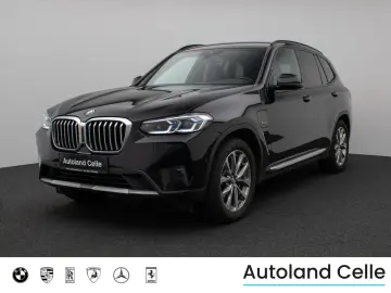 BMW X3 xD30e Laser Kamera HUD DAB AHK Komfort 19Zoll