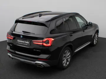 BMW X3 xD30e Laser Kamera HUD DAB AHK Komfort 19Zoll
