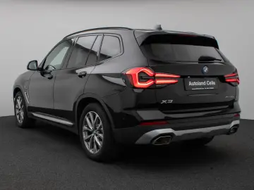 BMW X3 xD30e Laser Kamera HUD DAB AHK Komfort 19Zoll