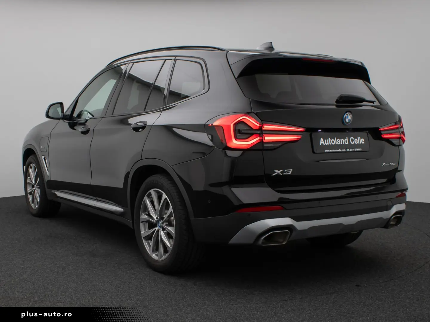 BMW X3 xD30e Laser Kamera HUD DAB AHK Komfort 19Zoll
